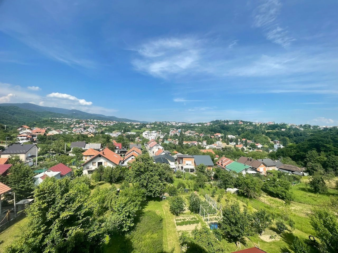 Zagreb, stan, gornja Kustošija, 111m2 + PARKING, prekrasan pogled!!