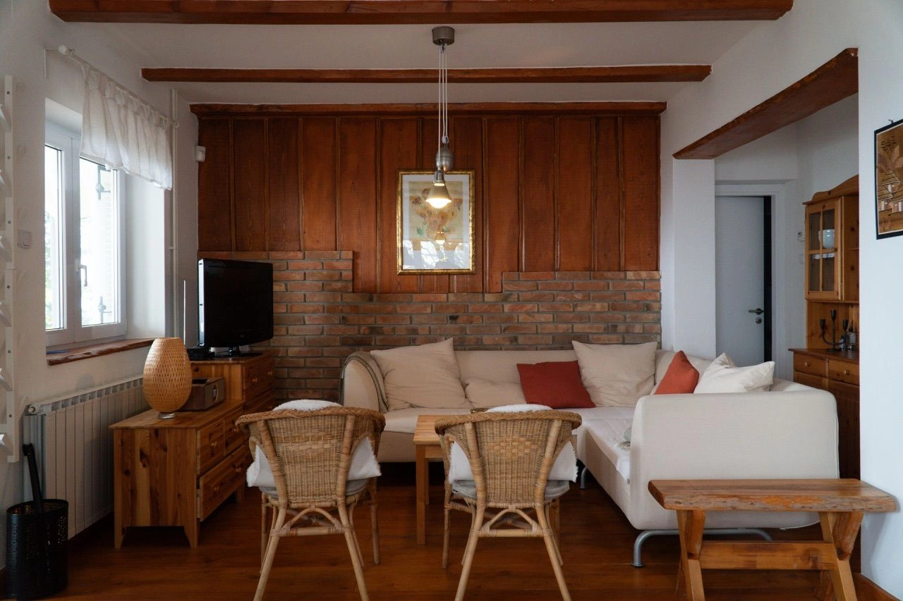Jastrebarsko, vikendica, 240m2  5400m2 parcela, idealna za investiciju