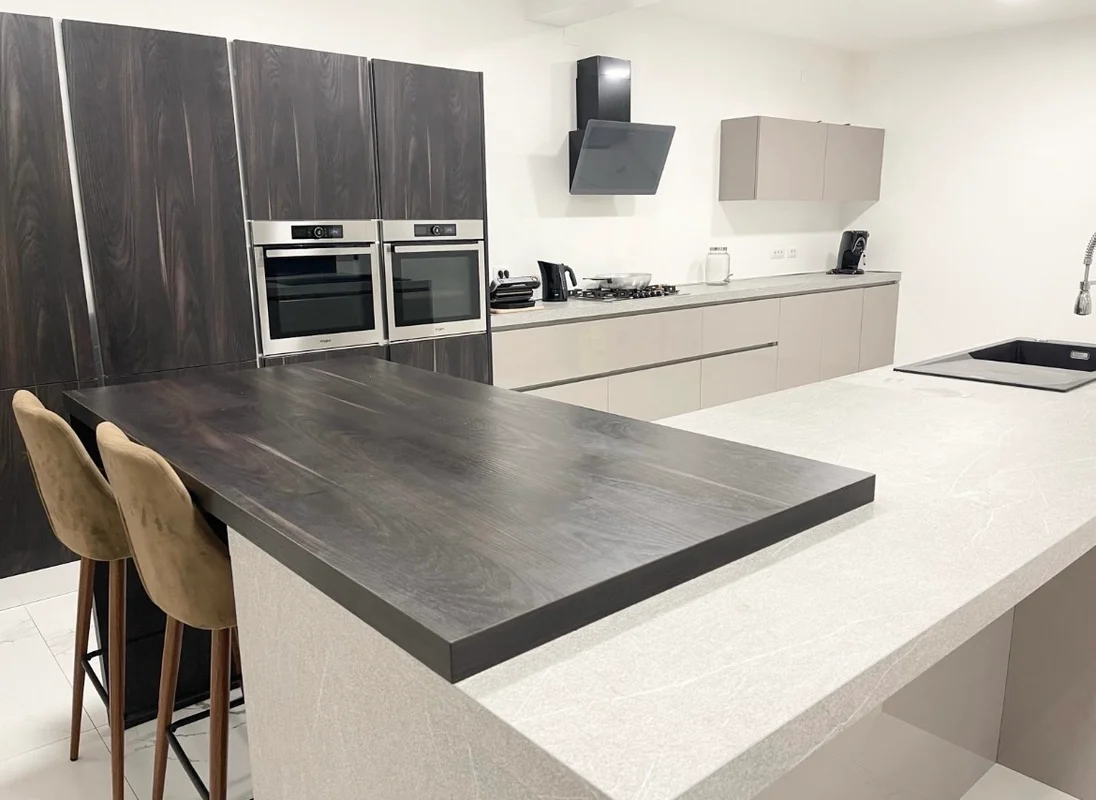 Zagreb, zgrada, prodaja, 260m2, 3 ETAŽIRANA STANA + PARKING!!