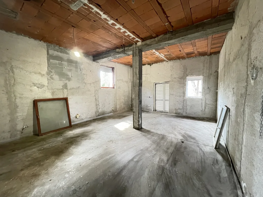Zagreb, kuća, gornja Dubrava, 180m2 NKP na zemljištu od 906m2!!