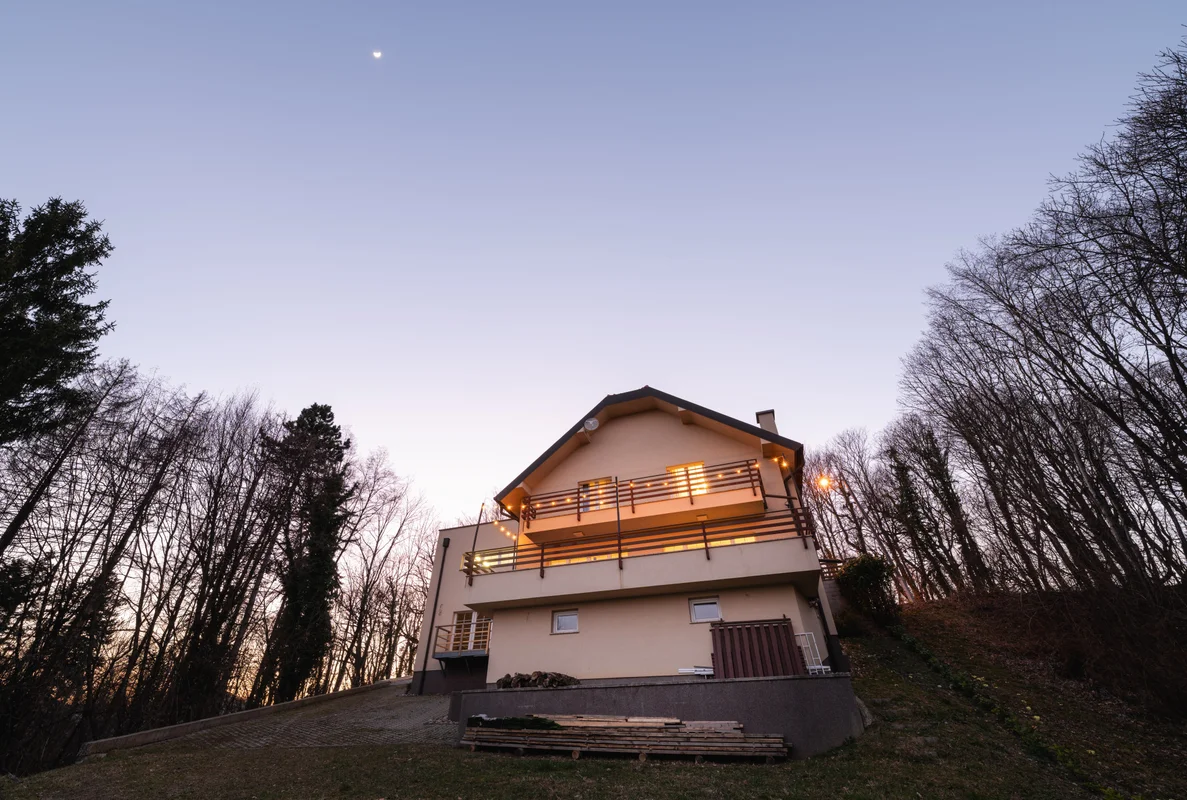 Kuća, Samobor, 277m2, najam!