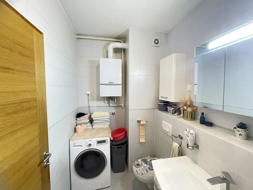 Stan, sveta nedelja, orešje, 56m2 + parking + Balkon!