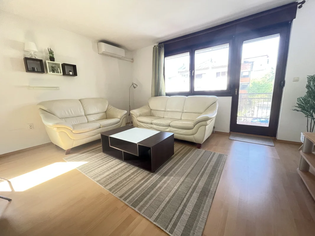 Stan, Zagreb, Sesvete, 65m2, prekrasan pogled!!