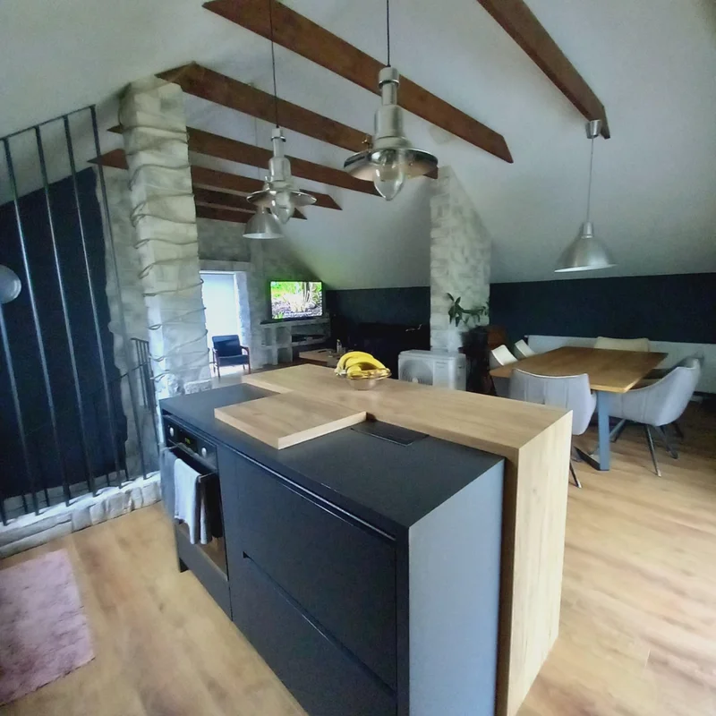 Kuća, samobor, molvice, 150m2 na parceli od 1200m2