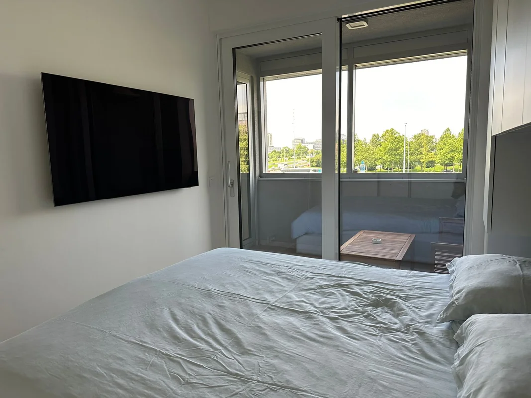 Luksuzni stan, Zagreb, najam, 50m2+ loggia+ garaza! Pogled na fontane!