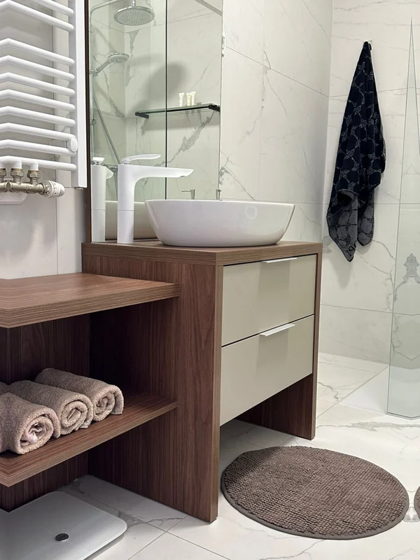Luksuzni stan, Zagreb, najam, 50m2+ loggia+ garaza! Pogled na fontane!