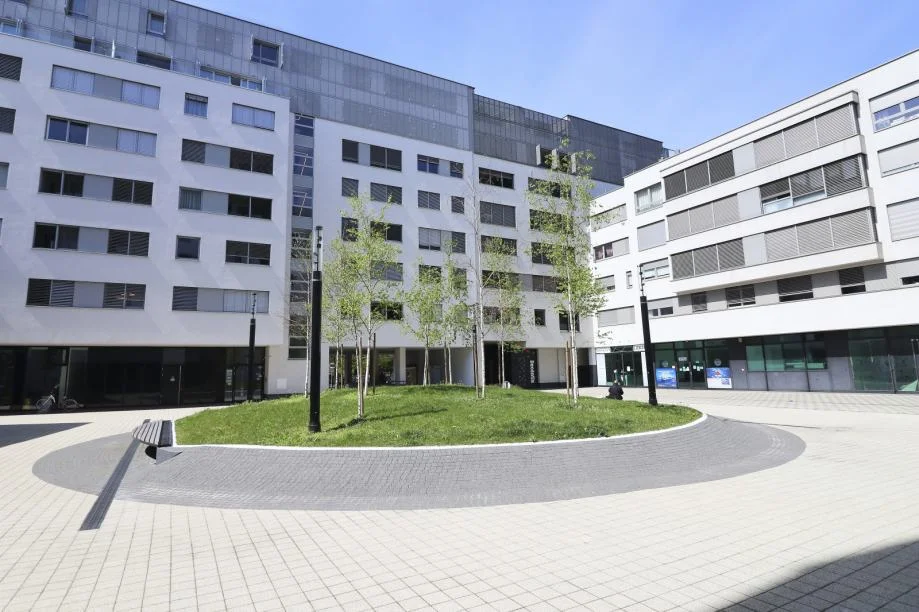 Poslovni prostor, Zagreb, trnje, 140m2 sa dva parkinga!!