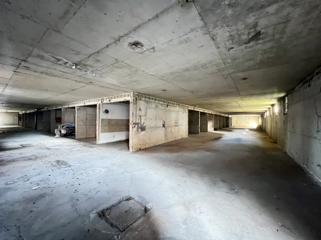 Sesvete, prodaja, 1313m2! Skladiste/garaža!!