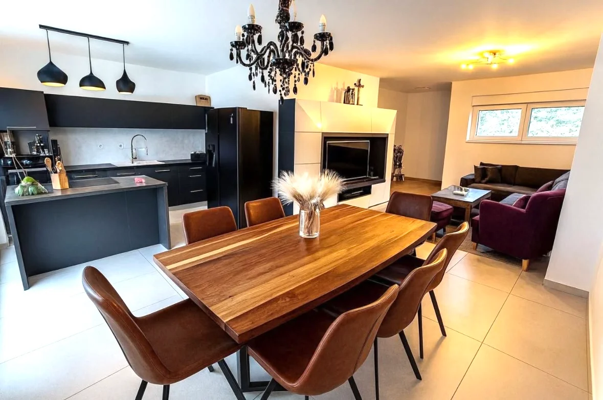 Moderan obiteljski stan s vrtom i niskim režijama – Dugo Selo