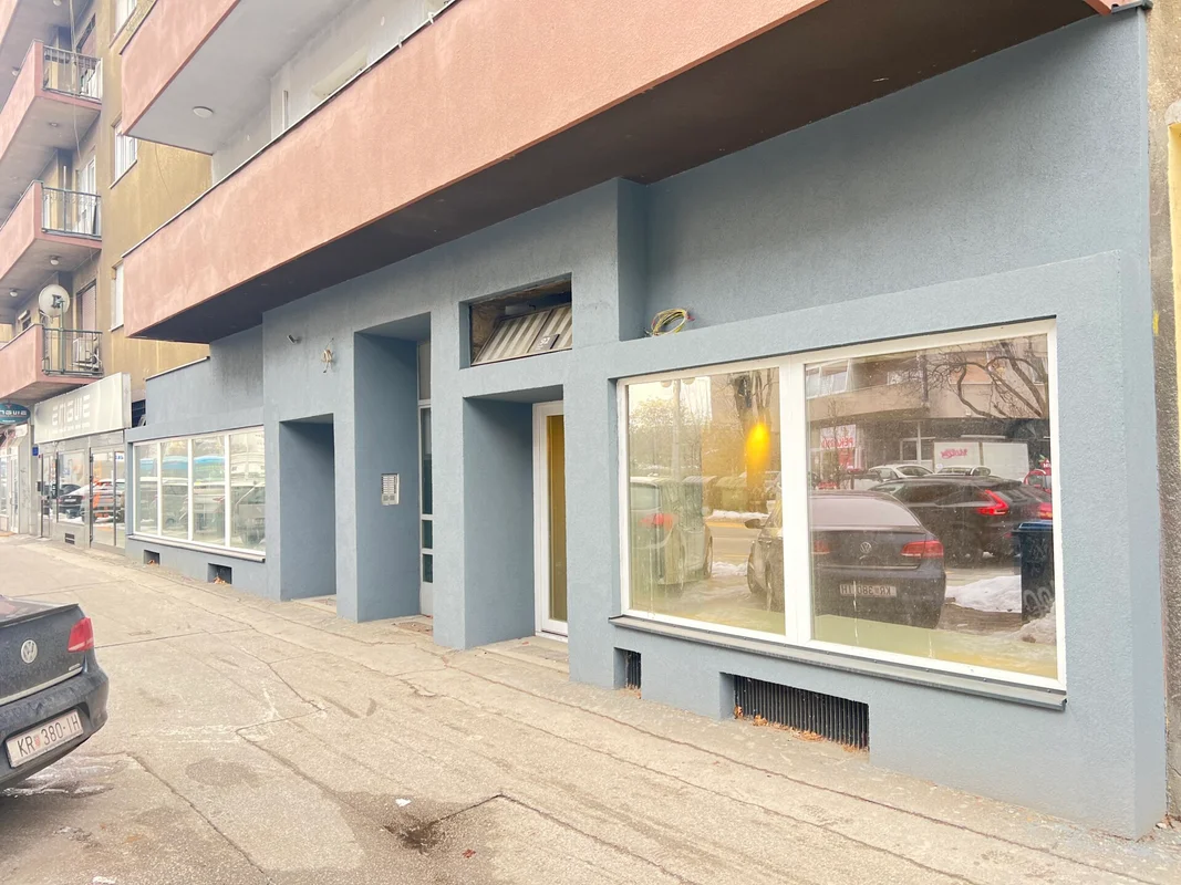 Zagreb, poslovni prostor, 42 m2, Savska cesta! Veliki izlog!