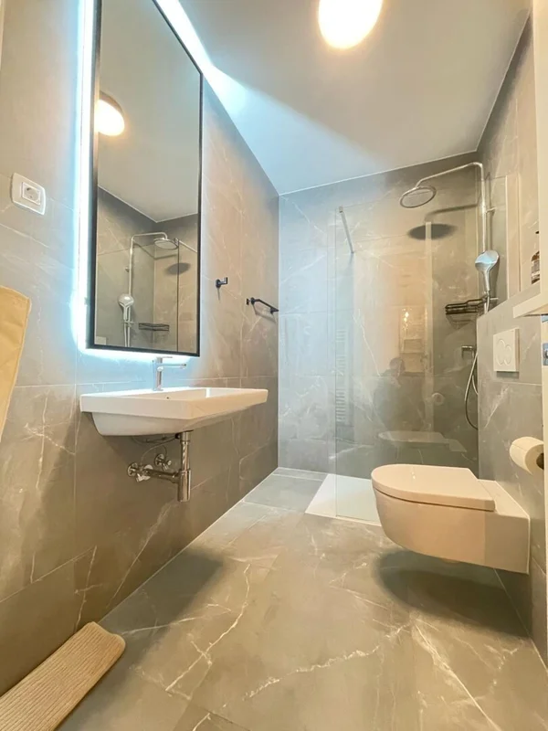 Luksuzan stan za najam, Zagreb, trnje, 53m2+ GARAŽA, SARAS CENTAR