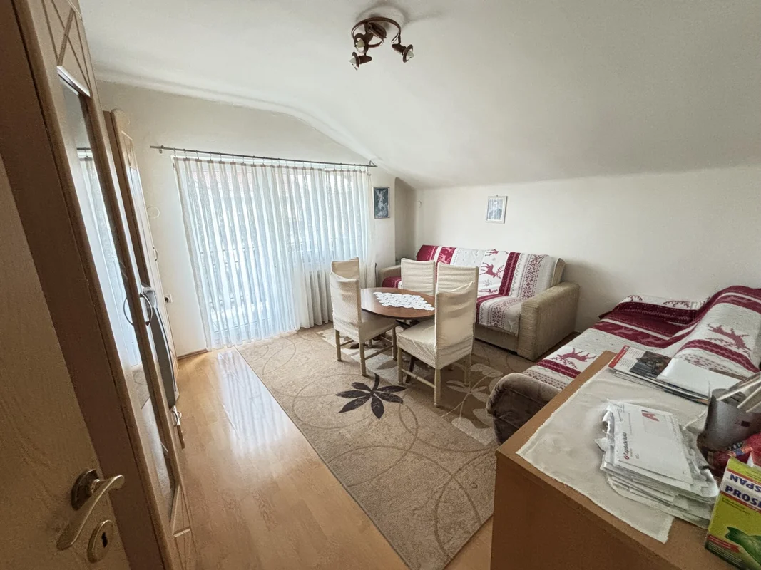 PRODAJE SE UREĐEN STAN U KUĆI – 69 m², CENTAR ZAPREŠIĆA