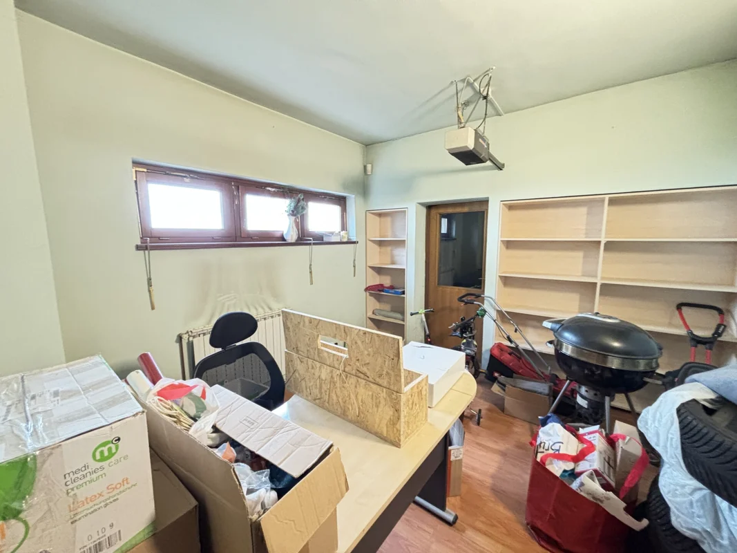 Prostrana kuća s vrtom – Gornja Dubrava, Grižanska