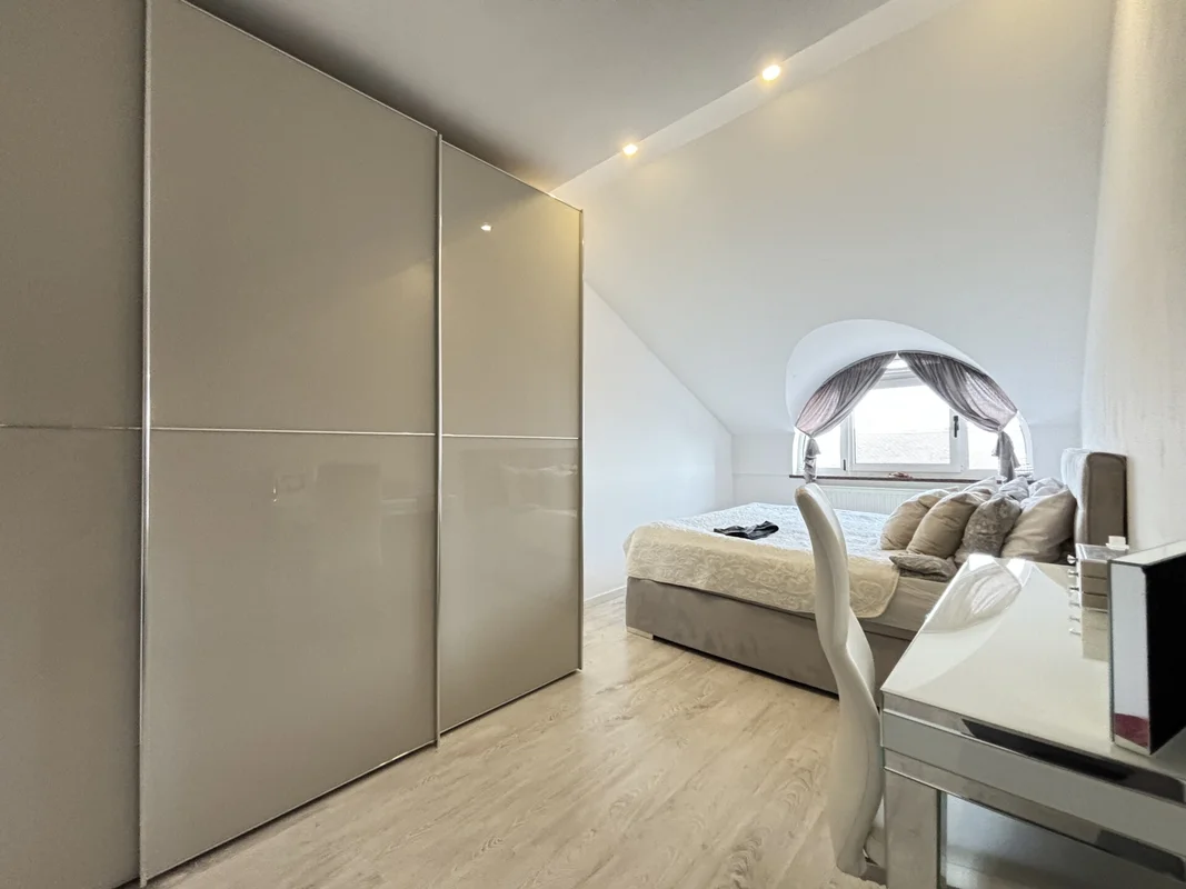 Dubrava – moderan 3-sobni stan s terasom i parkingom