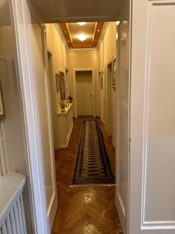 Stan, Zagreb, centar, 200m2 + 30m2 spremište!! Prvi kat! Luksuzan!