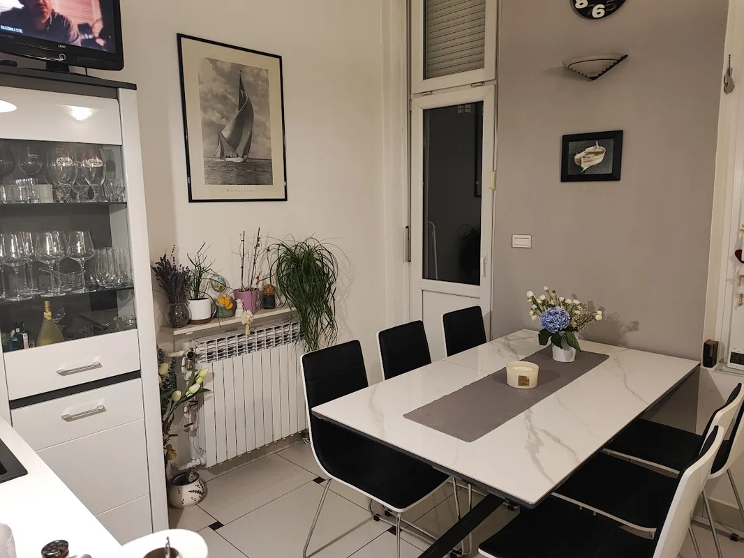 Ekskluzivan trosobni stan 113 m² + 2PM u srcu Zagreba – Jurišićeva