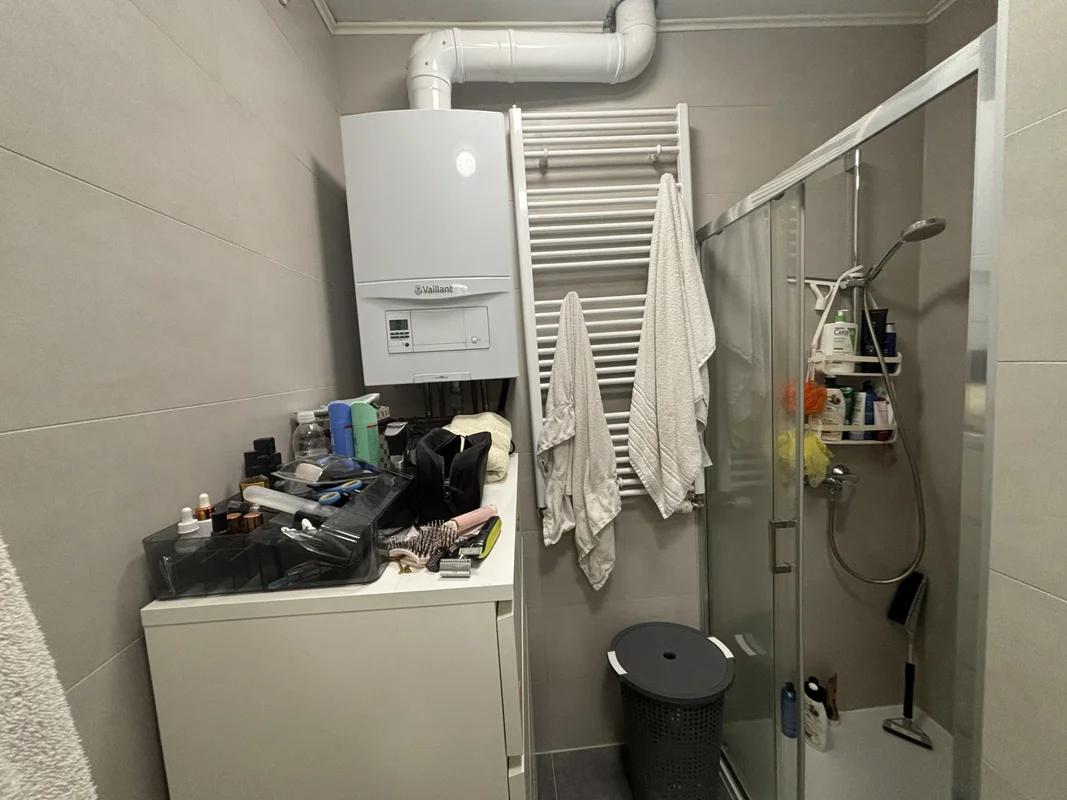 Prostran stan 89,6 m² u Donjoj Dubravi, parking, uređen i adaptiran