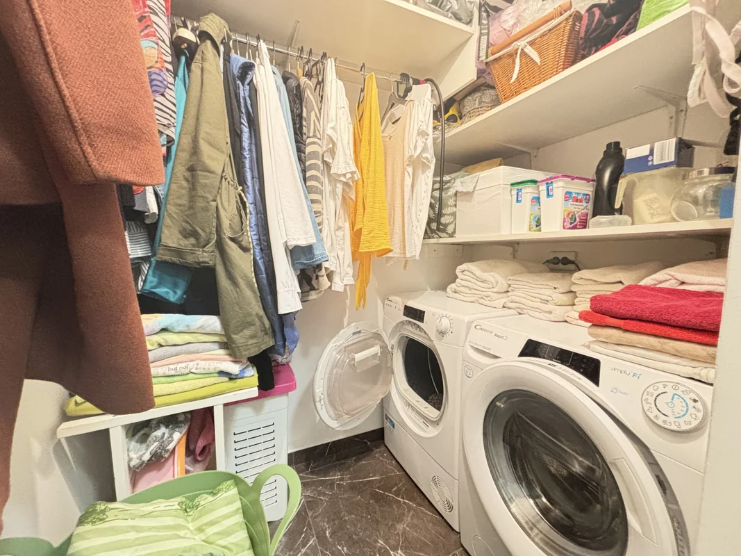 Prostran stan 89,6 m² u Donjoj Dubravi, parking, uređen i adaptiran