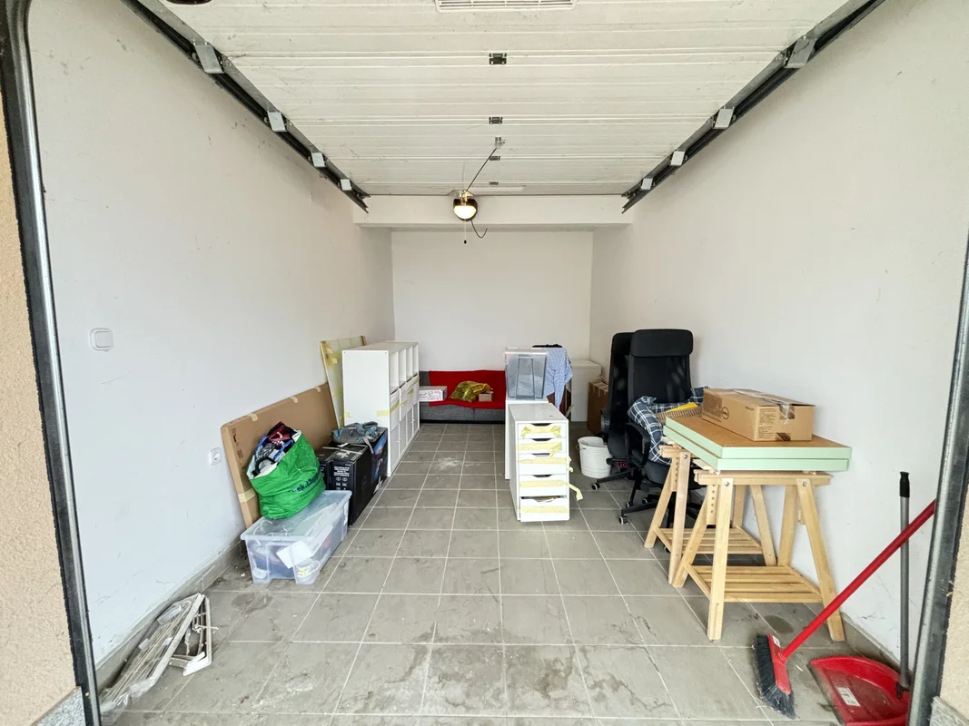 Penthouse s velikom terasom i panoramskim pogledom – Bijenik