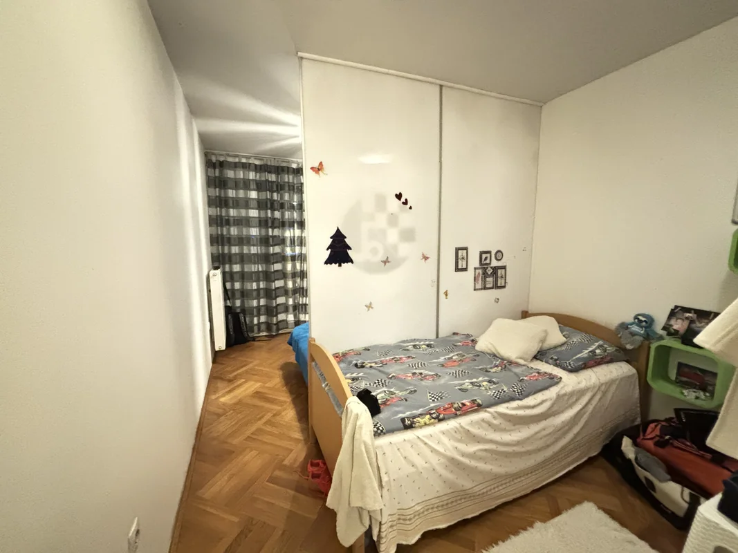 Moderan 3-sobni stan 69 m² s 2 parkirna mjesta i pogledom na park