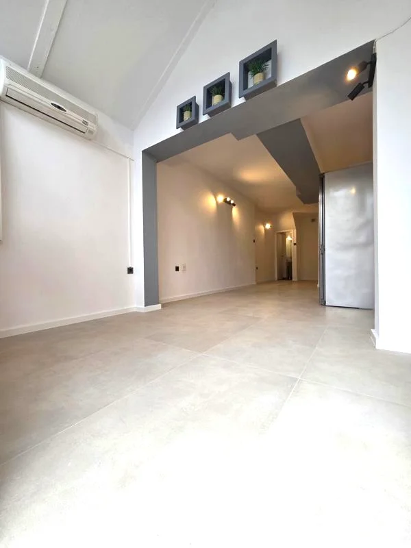 Zagrebačka cesta – 32,9 m² renoviran stan!