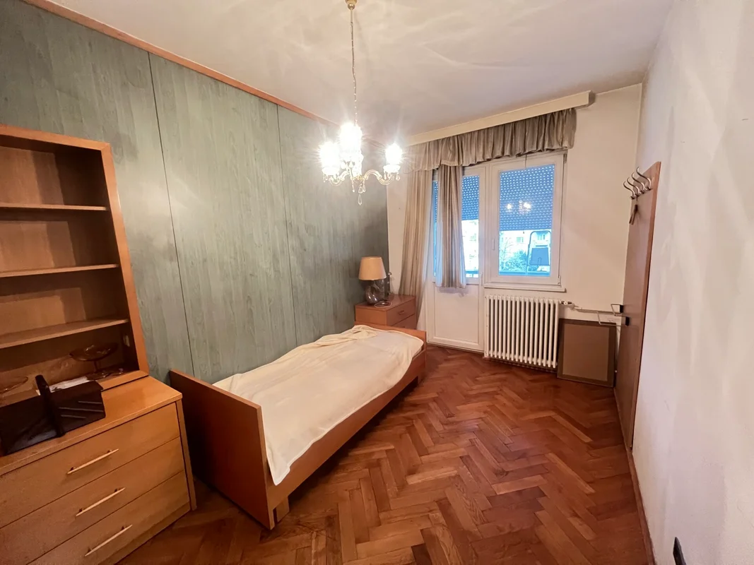 Stan, Zagreb, centar, 3 spavaće sobe idealno za studente!!