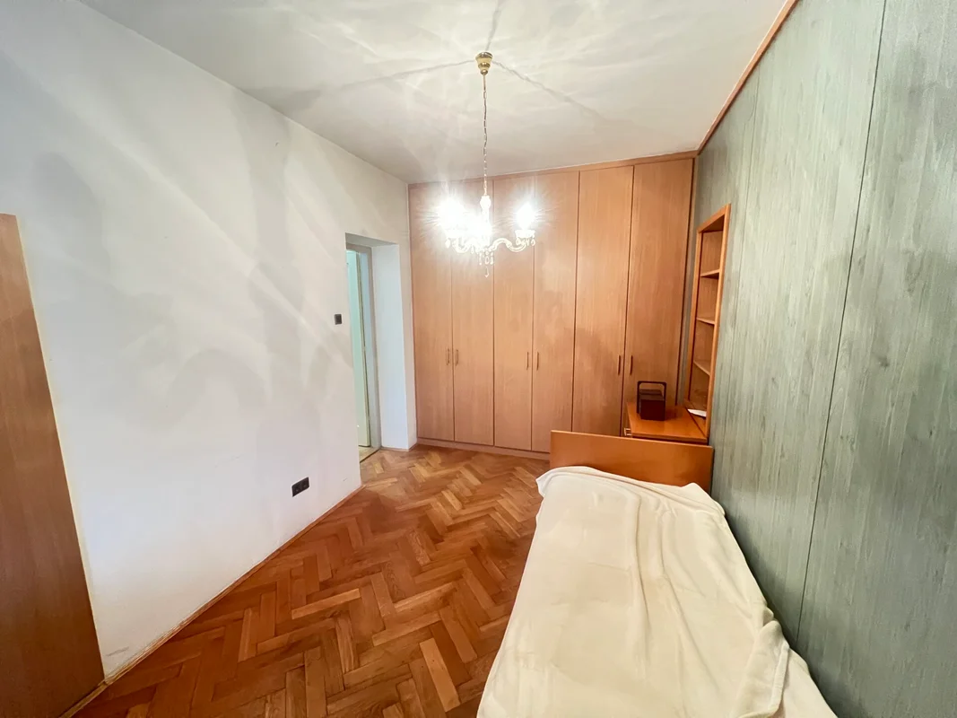 Stan, Zagreb, centar, 3 spavaće sobe idealno za studente!!