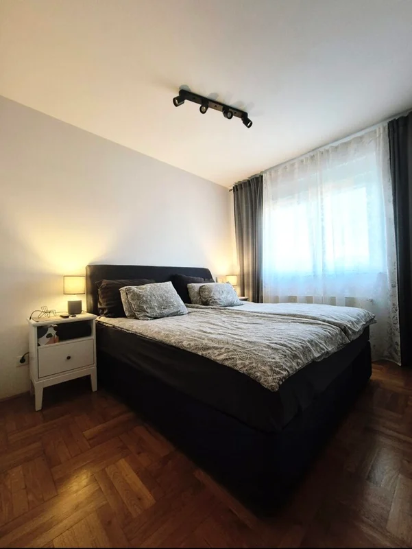 Ekskluzivan stan 105 m² s terasom i parkingom, zadnji kat, Podsused